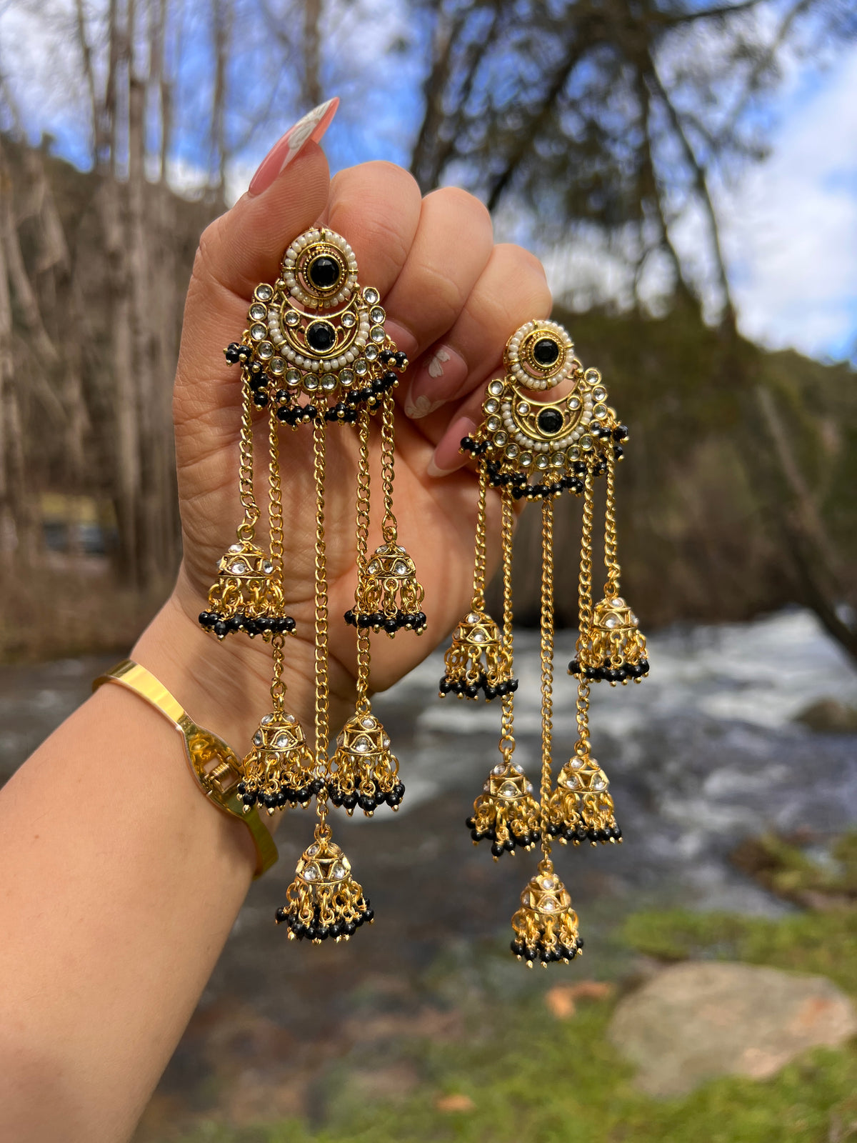 Navira long earrings