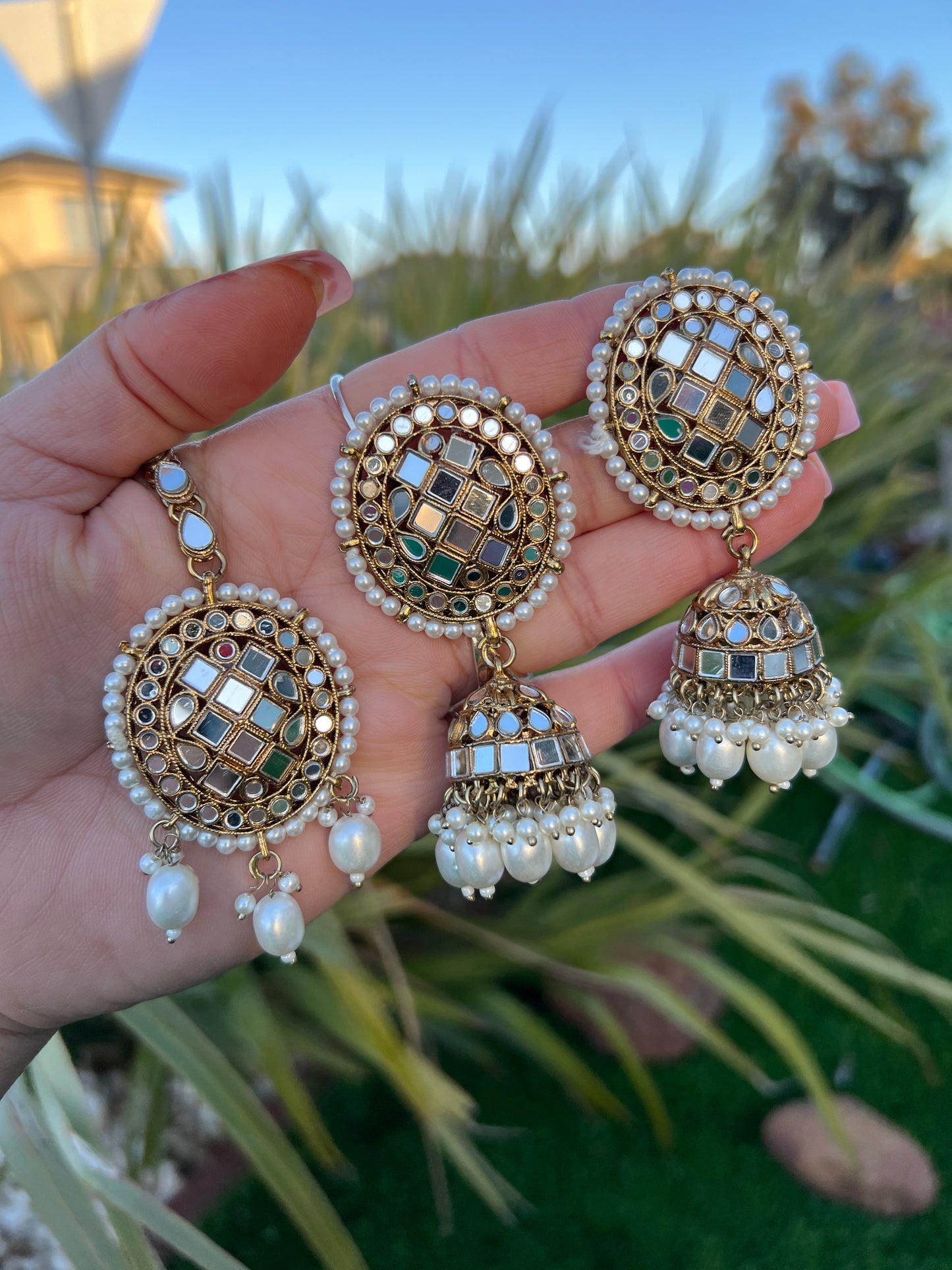 Raami earrings with tikka