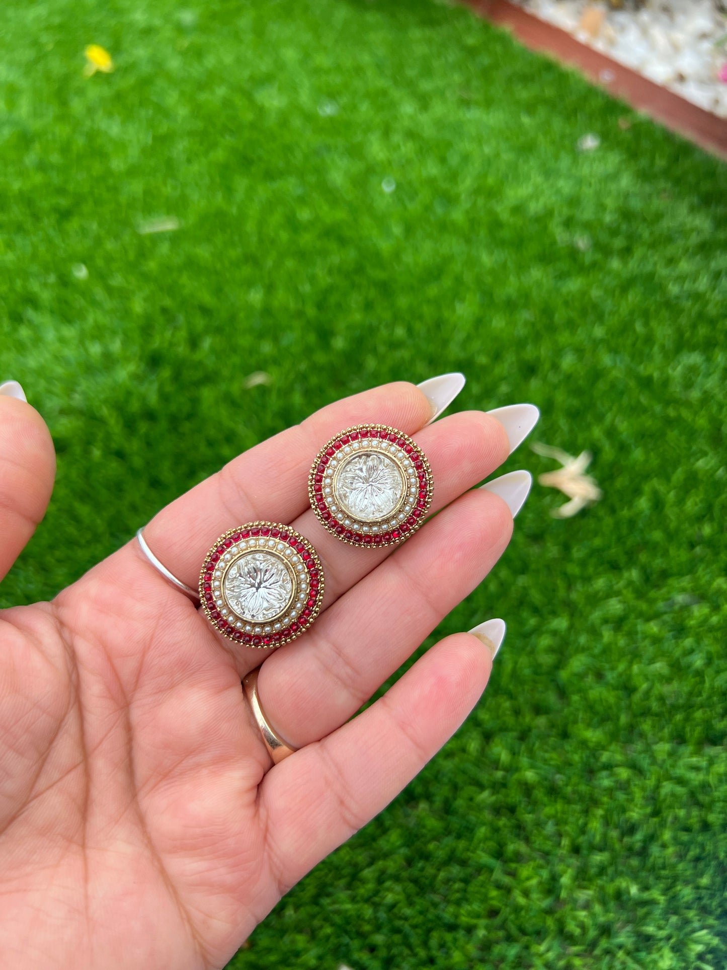 Ruhi stud earrings