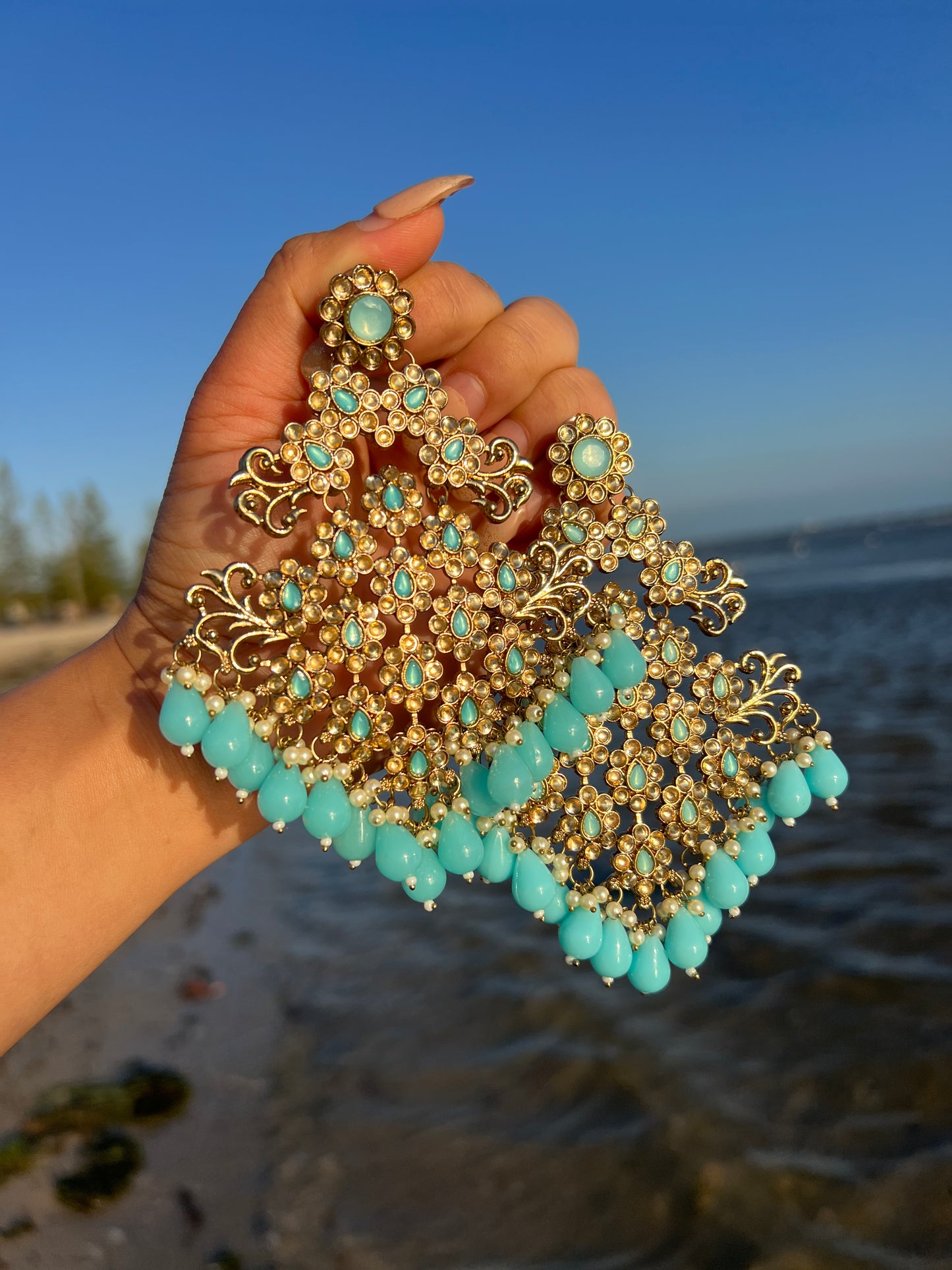Raysha oversize earrings