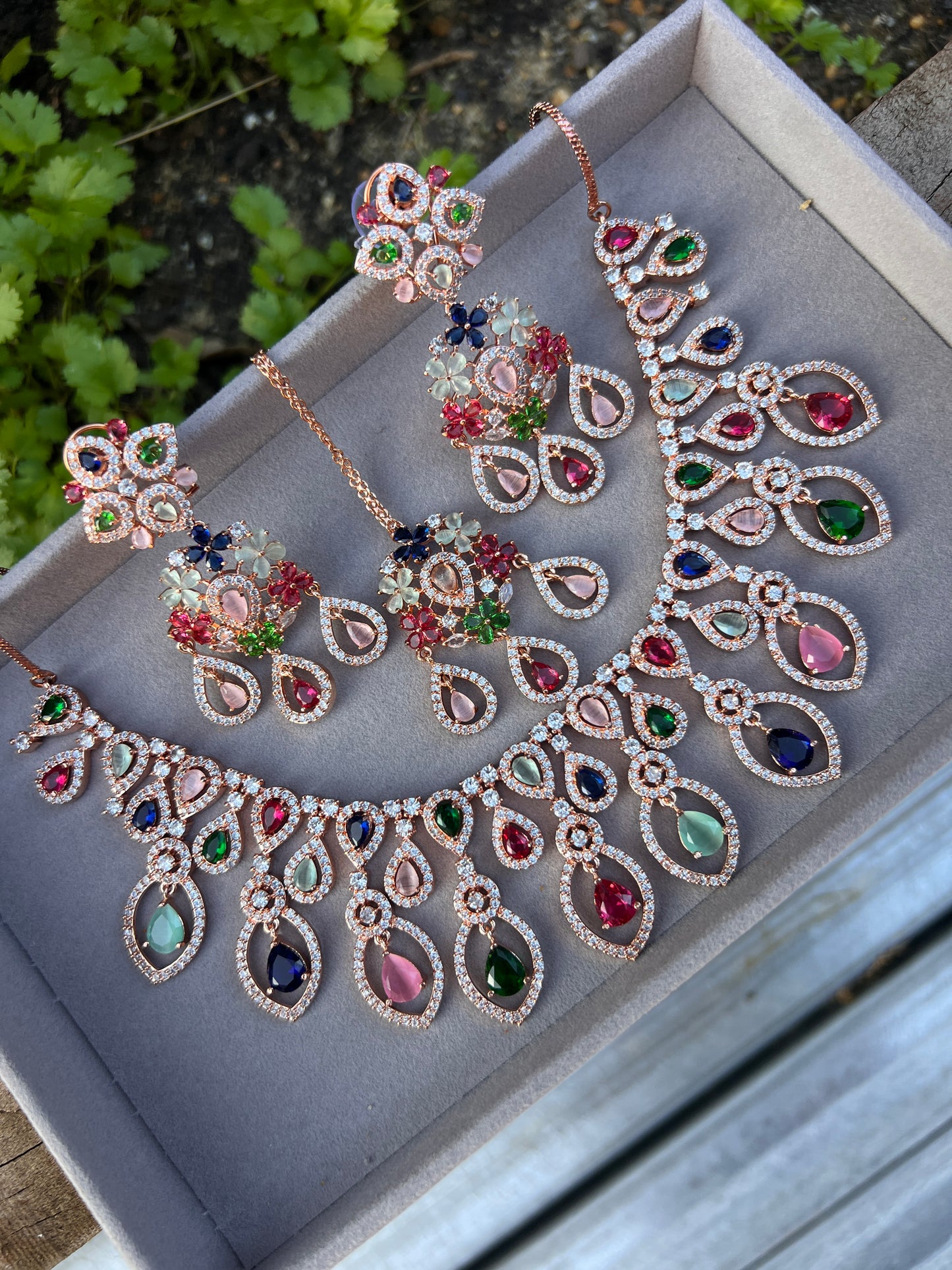 Aleena American diamond necklace set
