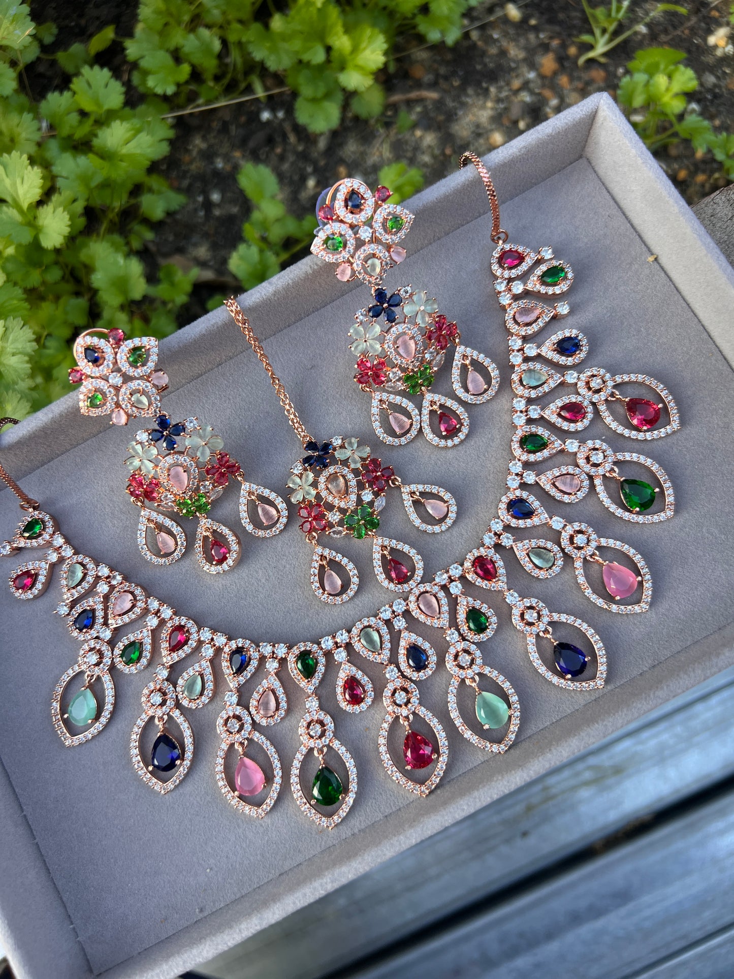 Aleena American diamond necklace set